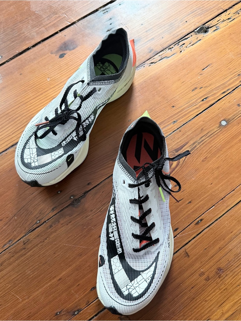 Nike ZoomX Vaporfly NEXT% Running Shoes – Women’s 8